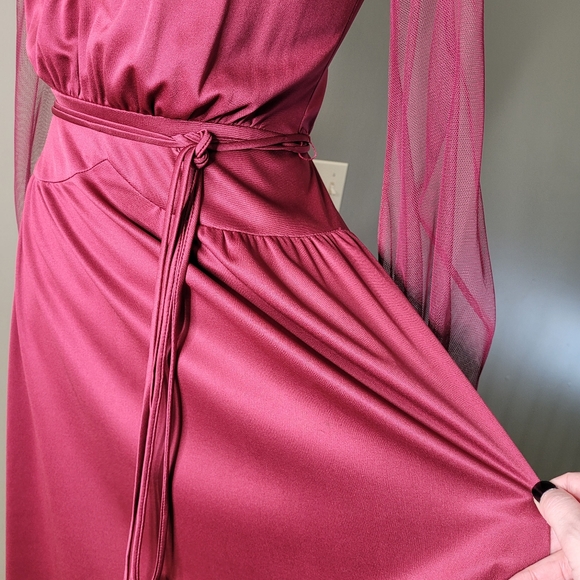 Vintage Eve of Milady Gown Victorian Inspired Lace Illusion Neckline Romantic - Picture 9 of 11